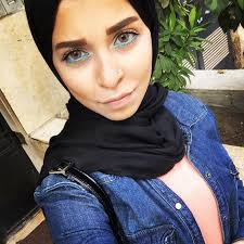 لما تدردش مع بنت مصرية الموضوع مش سهل خالص